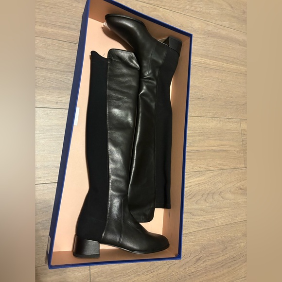 Stuart Weitzman Fifo Black Leather Knee-High Boots - Picture 1 of 6